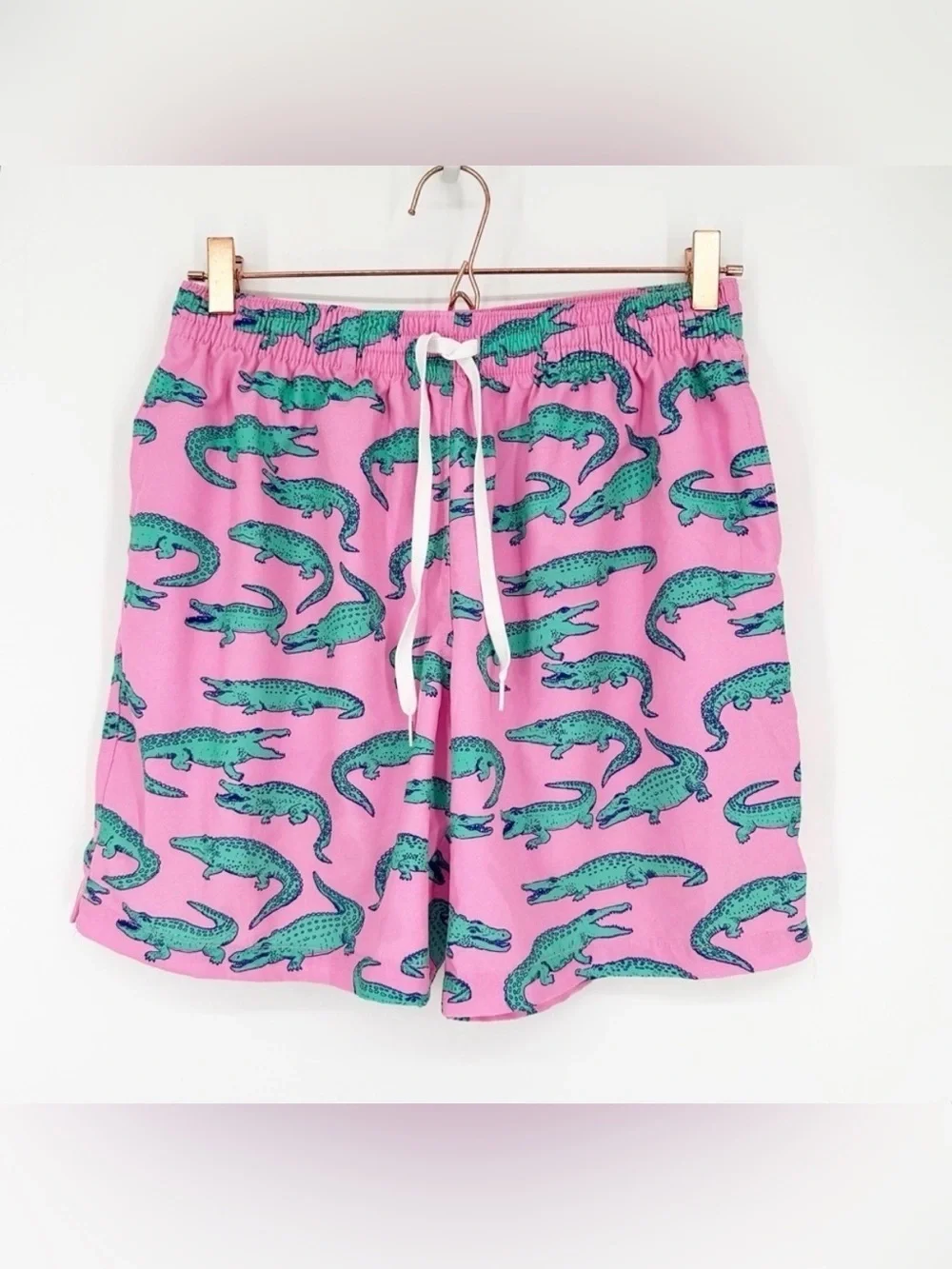 Chubbies The Glades Pink Alligator Classic Swim Trunks 7” Shorts